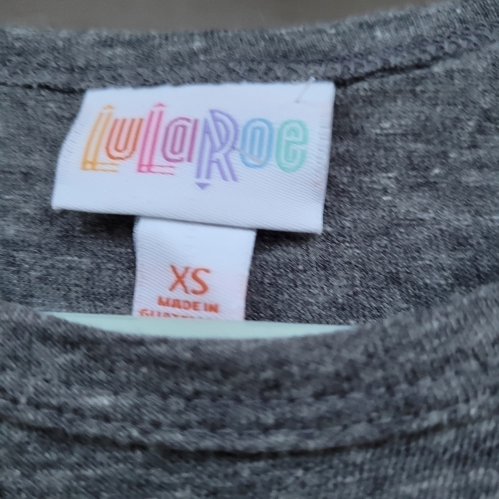 NWT LulaRoe Randy Tee - Picture 4 of 5